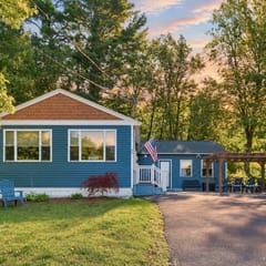 Lake Winnipesaukee | Pergola | Marina Pass